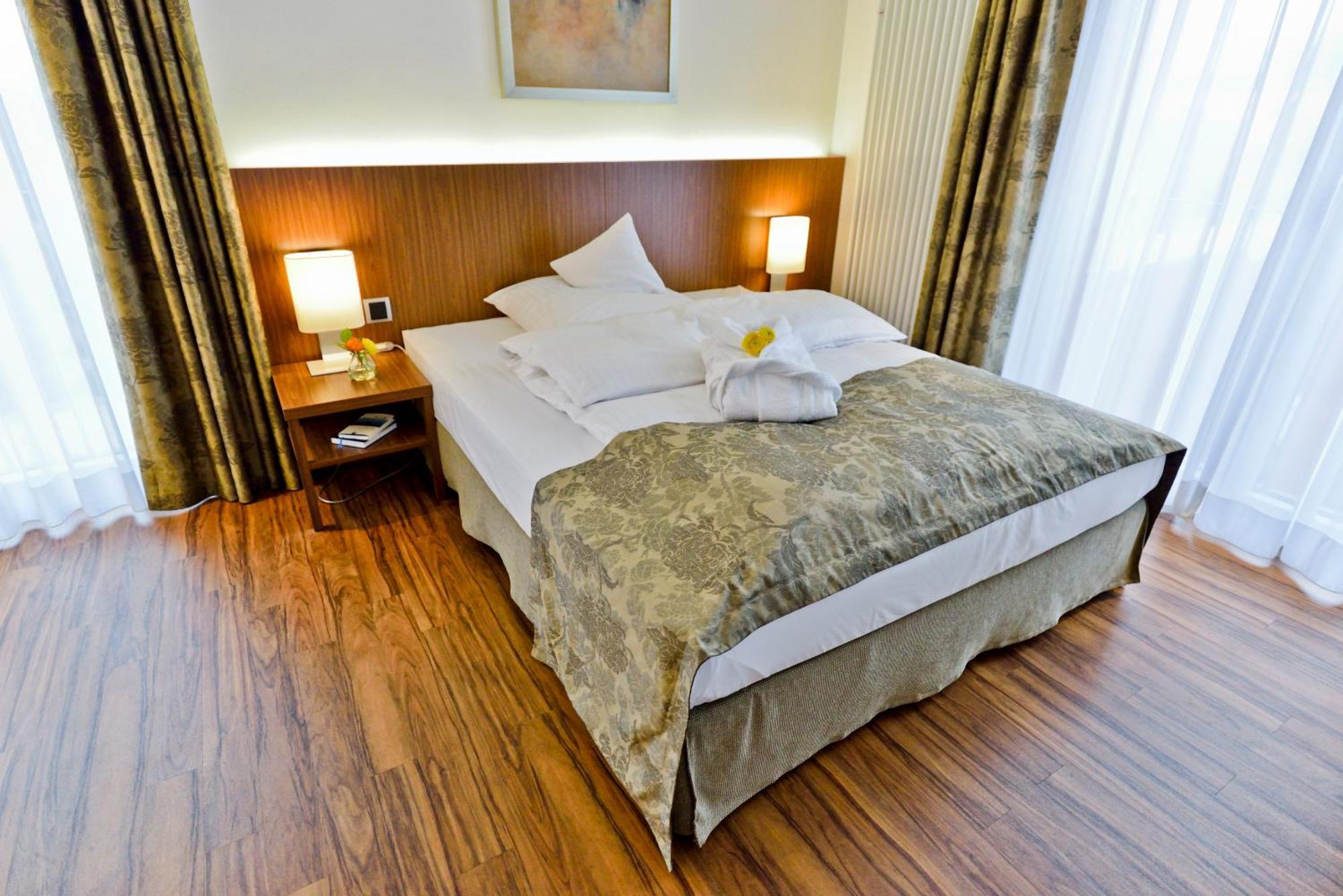 Hotel Klostergarten Kevelaer Ngoại thất bức ảnh